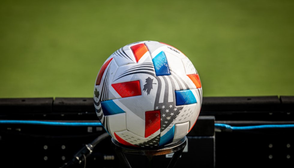 Arsenal Football Club's Scheduling Dilemma: Balancing Tradition and Innovation